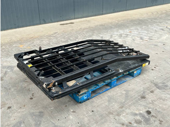 Kabīne un interjers CATERPILLAR