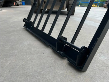 Jaunā Kabīne un interjers - Celtniecības tehnika Cat 325D Guard: foto 5