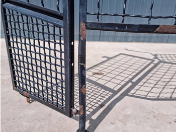 Kabīne un interjers - Celtniecības tehnika Cat 938K / 938M: foto 4 Kabīne un interjers - Celtniecības tehnika Cat 938K / 938M: foto 4