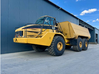 Celtniecības tehnika CATERPILLAR 740