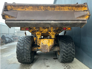 Artikulētias pašizgāzējs Volvo A30F: foto 4