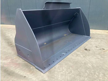 : fotogrāfija galvenē