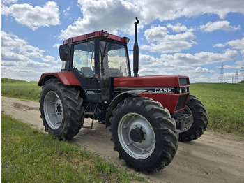 Traktors CASE IH XL