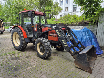 Traktors ZETOR