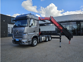 Kravas auto ar manipulatoru MERCEDES-BENZ Arocs 2653