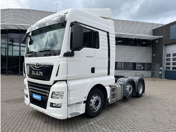 Vilcējs MAN TGX