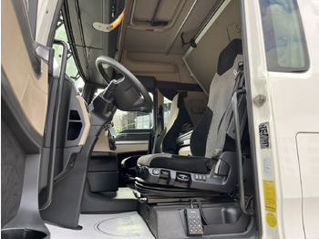Vilcējs MAN TGX 26.470 6x2-2: foto 5
