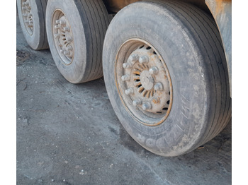 Bortu puspiekabe/ Platforma KRONE SD: foto 5