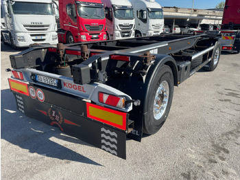 Piekabe noņemamā virsbūve/ Konteineru vedējs KÖGEL