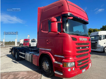 Konteineru vedējs/ Kravas automašīna ar noņemamā virsbūve SCANIA R 450