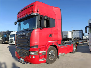 Vilcējs SCANIA R 580