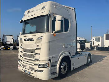 Vilcējs SCANIA S 500