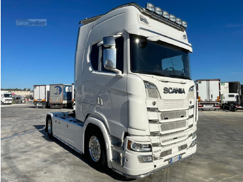 Vilcējs SCANIA S 500