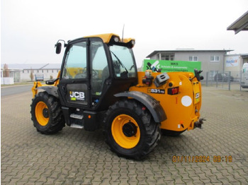 Teleskopiskais iekrāvējs JCB