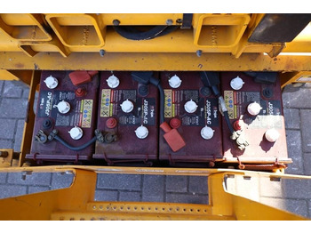 Šķērveida pacēlājs Haulotte COMPACT 14 Electric, 14m Working Height, 350kg Cap: foto 4