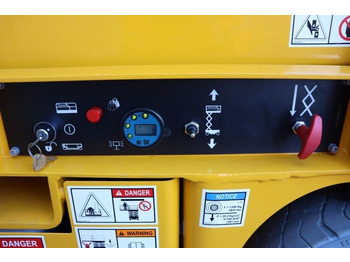 Šķērveida pacēlājs Haulotte Compact 10N Valid Inspection, *Guarantee! 10m Work: foto 4