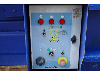 Šķērveida pacēlājs Haulotte H15SX Diesel, 4x4 Drive 15 Working Height, 500kg C: foto 4