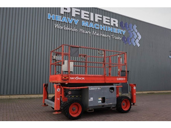 Šķērveida pacēlājs SKYJACK