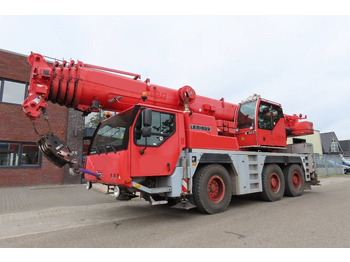 Visurgājējs celtnis LIEBHERR LTM 1055-3.2