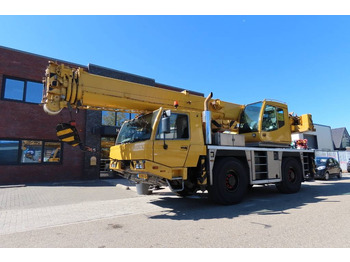 Visurgājējs celtnis TADANO ATF 40G-2