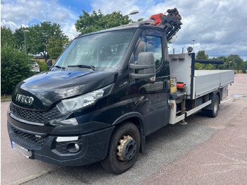 Kravas auto ar manipulatoru IVECO Daily 70c17