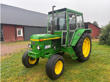 Traktors JOHN DEERE 2030