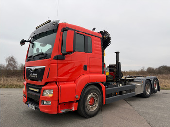 Pacēlājs ar āķi MAN TGS 26.480