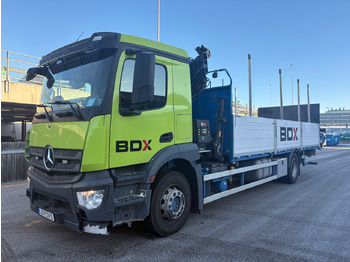 Kravas auto ar manipulatoru MERCEDES-BENZ Actros