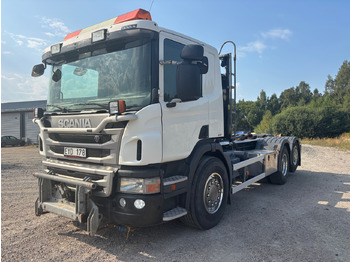 Pacēlājs ar āķi SCANIA P 400