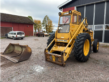 Riteņu iekrāvējs VOLVO
