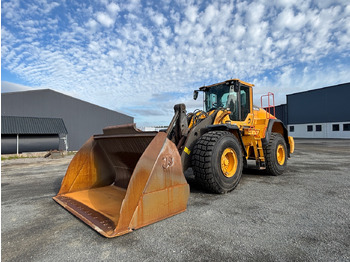Riteņu iekrāvējs VOLVO L180H