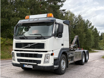 Pacēlājs ar āķi VOLVO