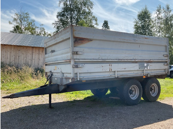 Lauksaimniecības piekabe