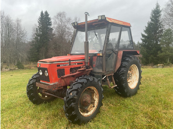 Traktors ZETOR