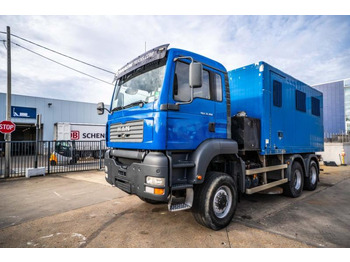 Kravas automašīna ar slēgto virsbūvi MAN TGA