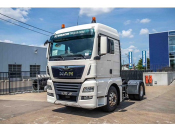 Vilcējs MAN TGX 18.460