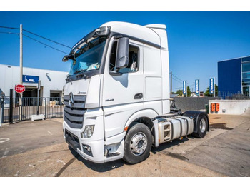 Vilcējs MERCEDES-BENZ Actros 1845