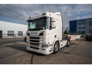 Vilcējs SCANIA R 450