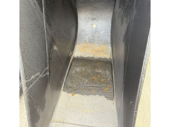 Ekskavatora kauss Komatsu PC200 Channel Bucket: foto 5 Ekskavatora kauss Komatsu PC200 Channel Bucket: foto 5