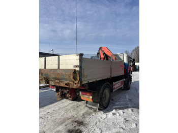 Kravas automašīna pašizgāzējs, Kravas auto ar manipulatoru pārvadāšana birstošo kravu Scania P270: foto 4