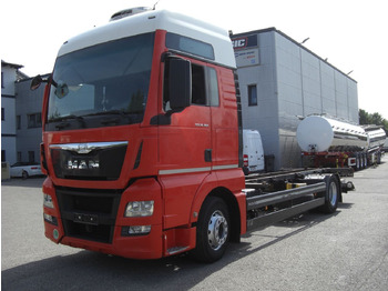 Konteineru vedējs/ Kravas automašīna ar noņemamā virsbūve MAN TGX 18.360