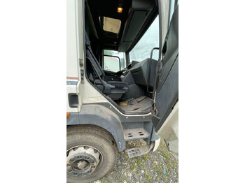 Vilcējs DAF CF 85: foto 2