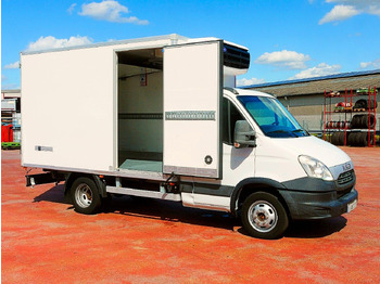 Komercauto refrižerators Iveco 35C13 DAILY KUHLKOFFER CARRIER XARIOS 600 MULTI: foto 3 Komercauto refrižerators Iveco 35C13 DAILY KUHLKOFFER CARRIER XARIOS 600 MULTI: foto 3
