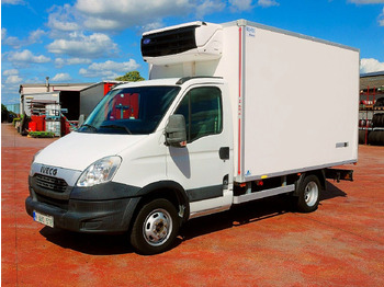 Komercauto refrižerators Iveco 35C13 DAILY KUHLKOFFER CARRIER XARIOS 600 MULTI: foto 4 Komercauto refrižerators Iveco 35C13 DAILY KUHLKOFFER CARRIER XARIOS 600 MULTI: foto 4