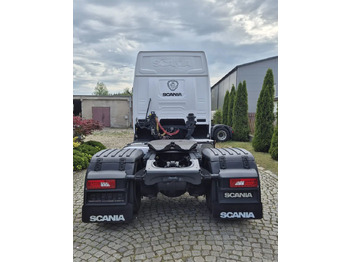 Vilcējs Scania R410: foto 5