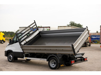 Jaunā Komercauto pašizgāzējs Iveco Daily 50C18: foto 4