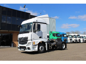 Vilcējs MERCEDES-BENZ Actros 1845