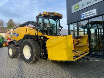 Lopbarības kombains NEW HOLLAND