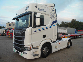 Vilcējs SCANIA R 410
