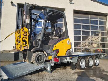 Celtniecības tehnikas piekabe